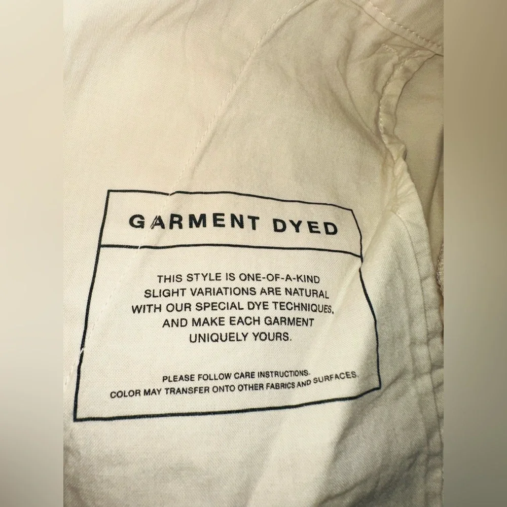 Gap Woman’s Downtown Khaki Petite Pants - Picture 5 of 11